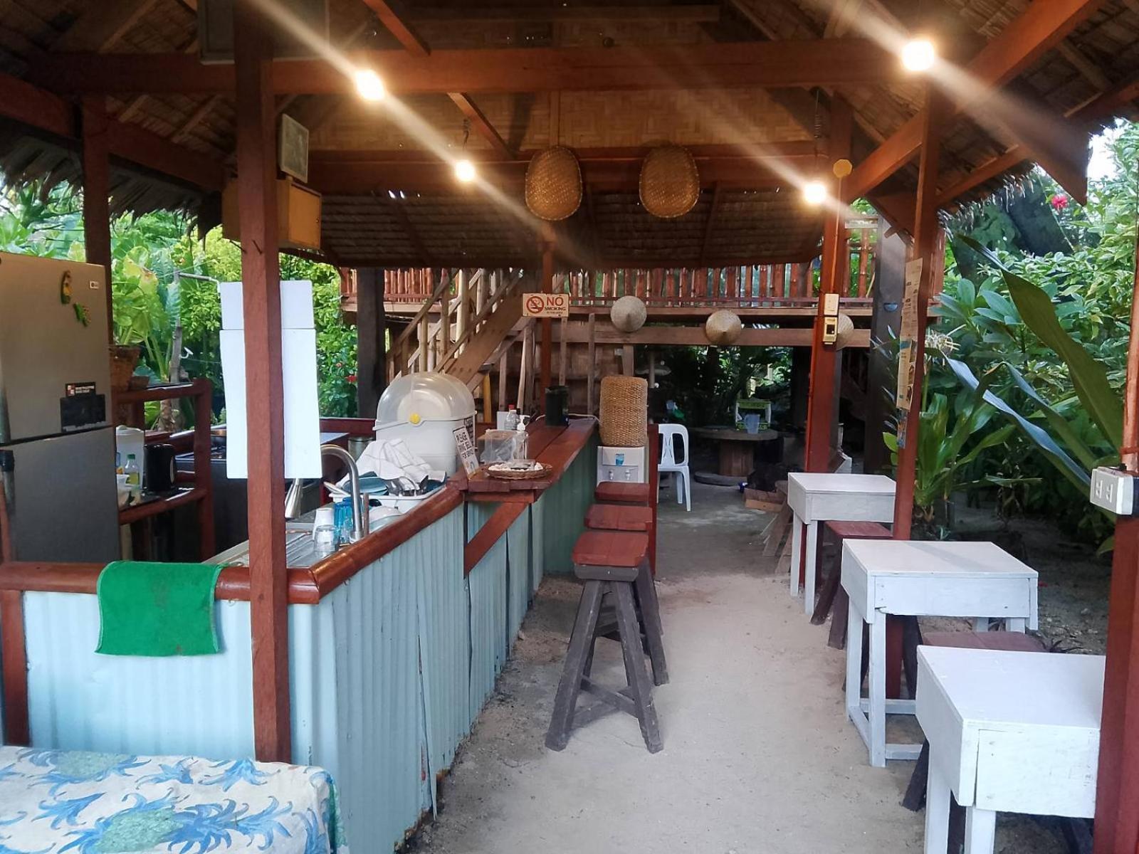 Bed and Breakfast Coleto Siargao à San Isidro  Extérieur photo